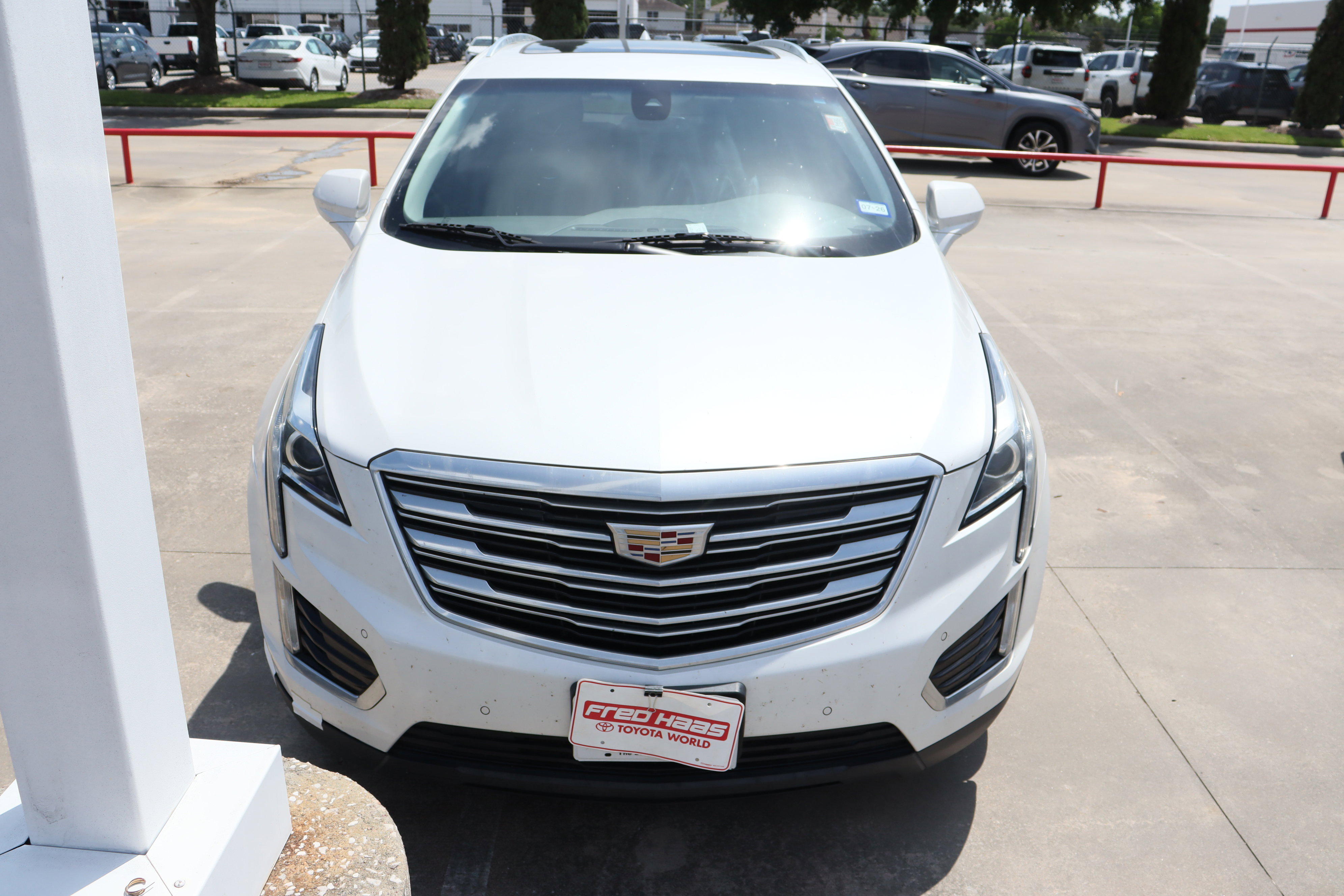 Used 2019 Cadillac XT5 Luxury FWD image 4