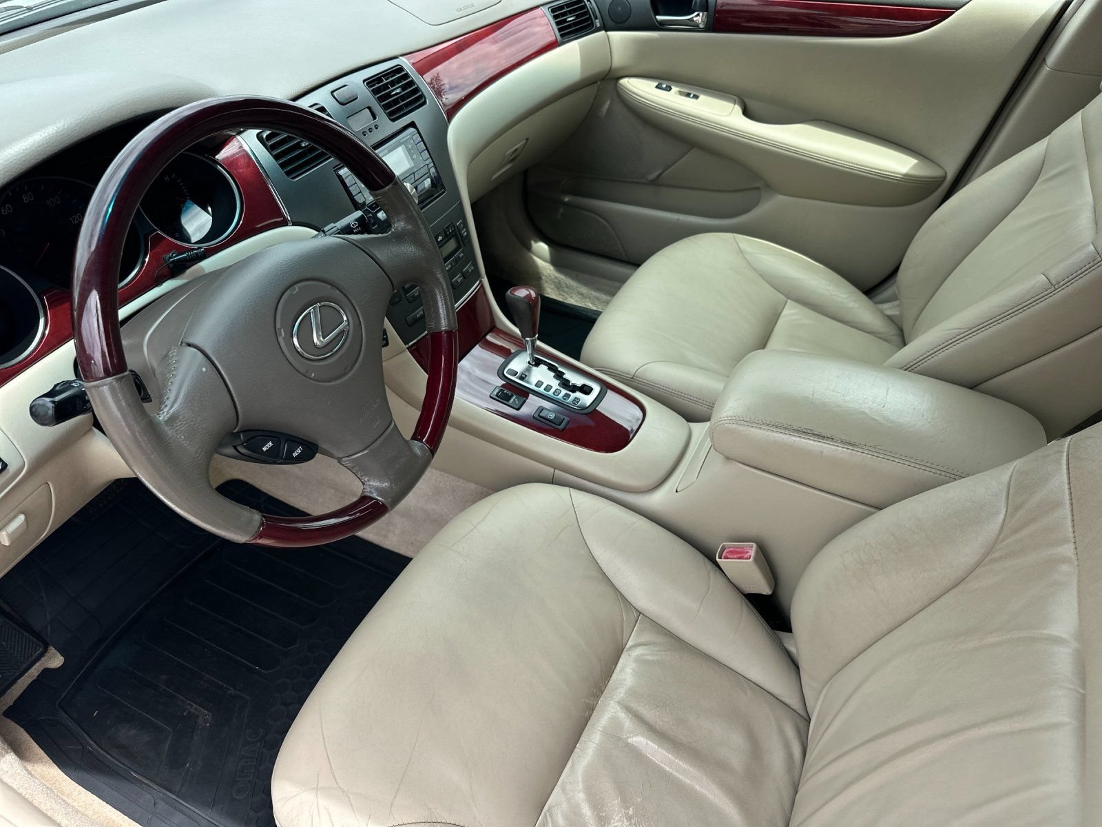 Used 2003 Lexus ES 330 FWD image 9