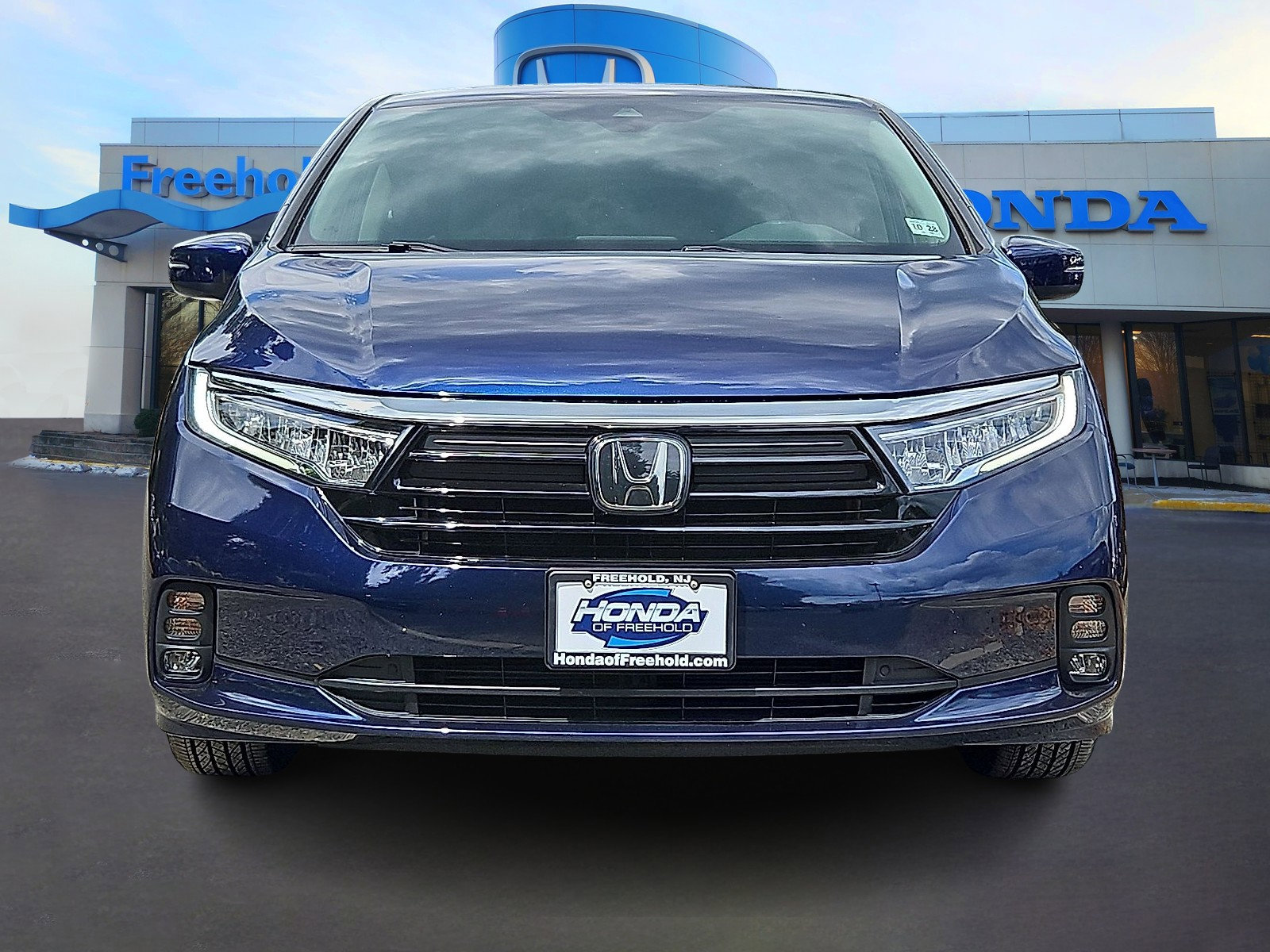 Certified 2023 Honda Odyssey EX-L image 2