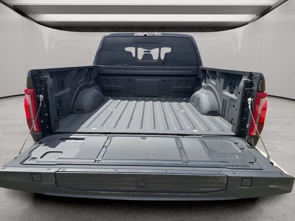 Used 2025 Ford F150 Raptor AWD/4WD image 9