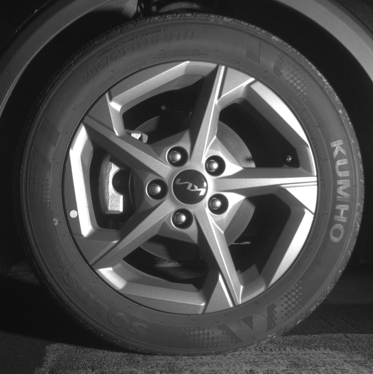 Used 2025 Kia K4 LXS image 12