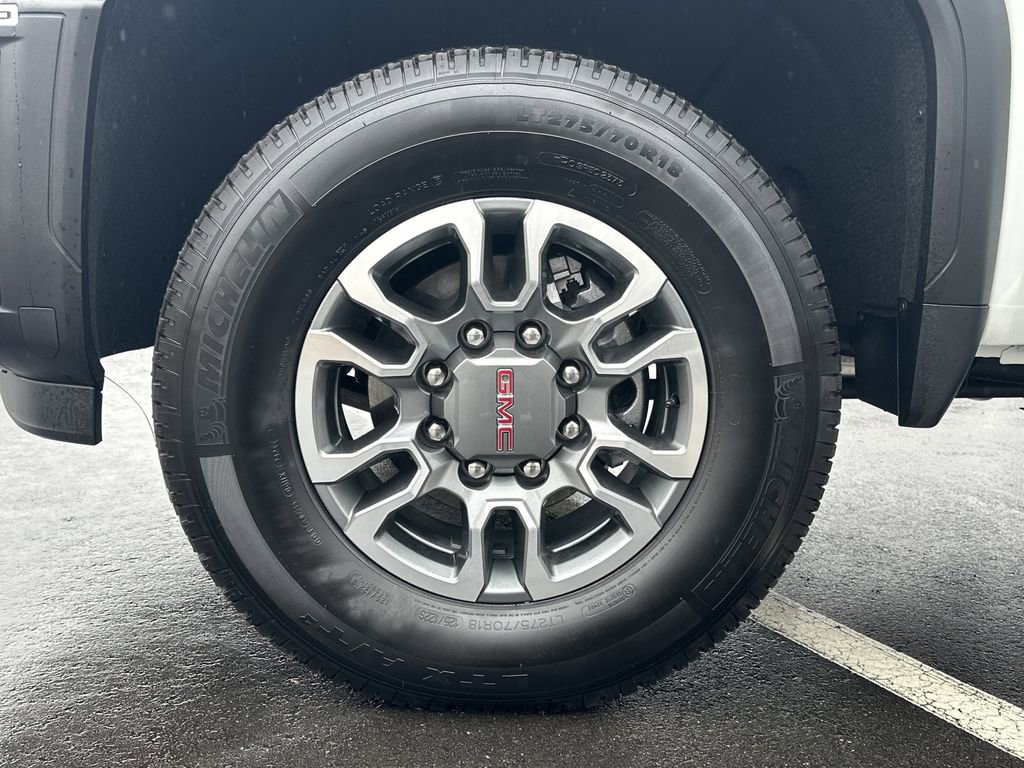 Used 2025 GMC Sierra 2500 SLT w/ SLT Premium Package image 15