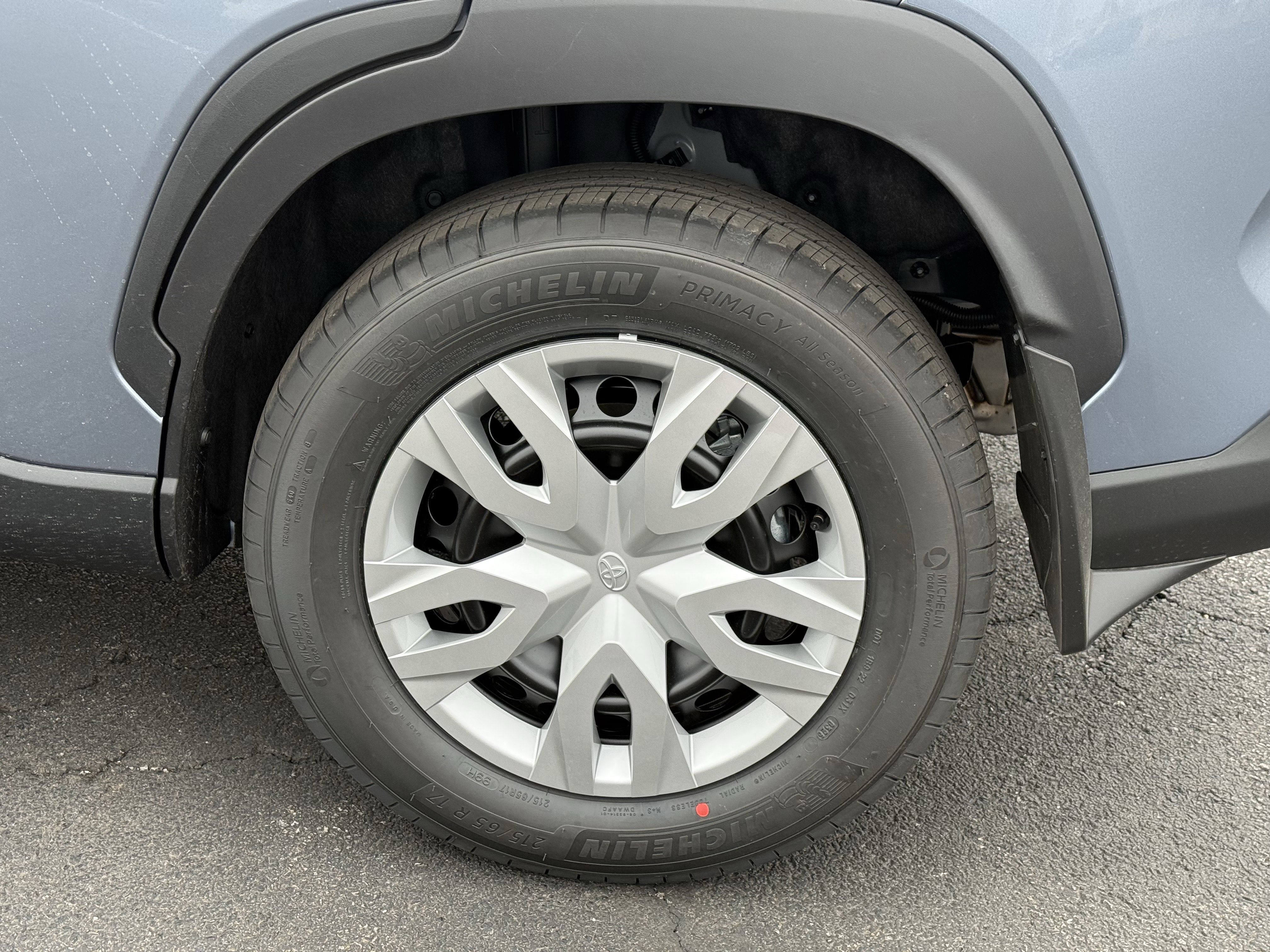 New 2026 Toyota Corolla Cross L image 7