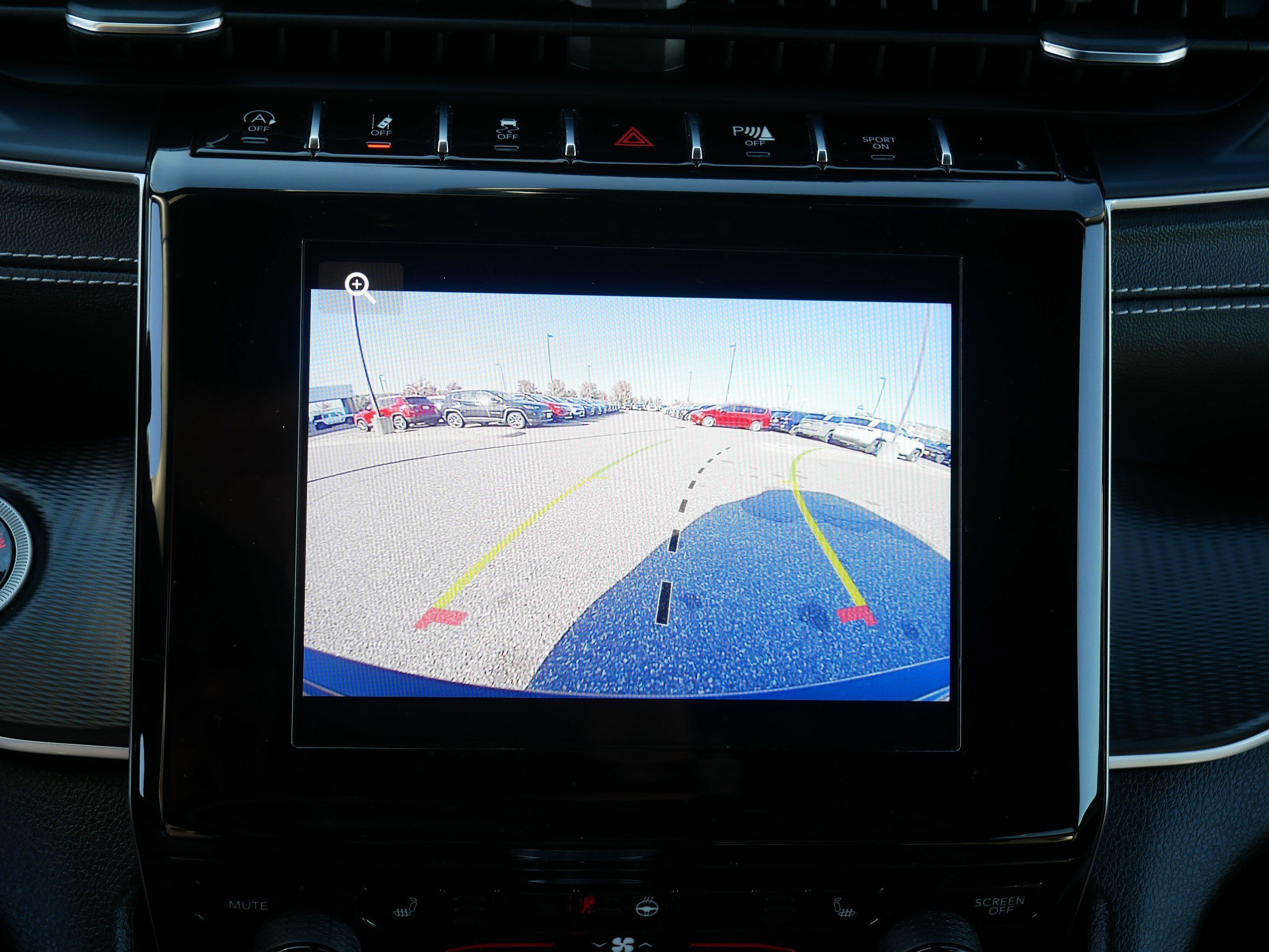 Used 2023 Jeep Grand Cherokee Altitude AWD/4WD image 27