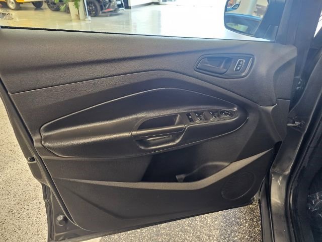 Used 2019 Ford Escape S image 25