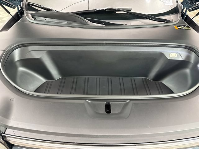 Used 2027 Rivian R2 Performance Dual AWD/4WD image 30