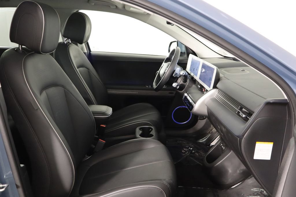 Used 2024 Hyundai Ioniq 5 Limited image 18