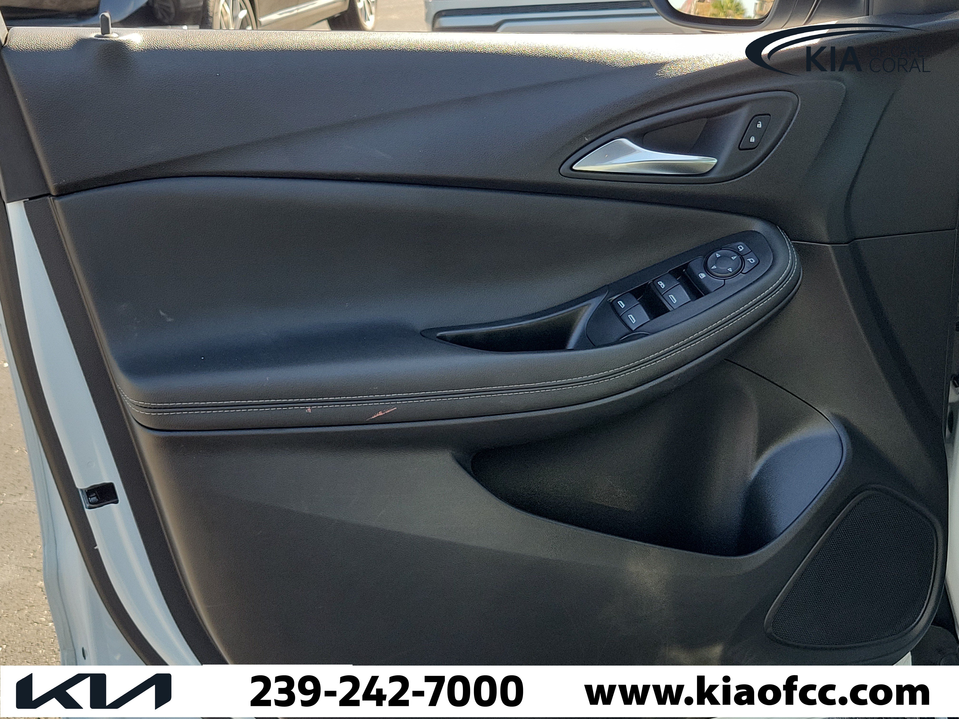 Used 2024 Buick Encore GX Sport Touring AWD/4WD image 22