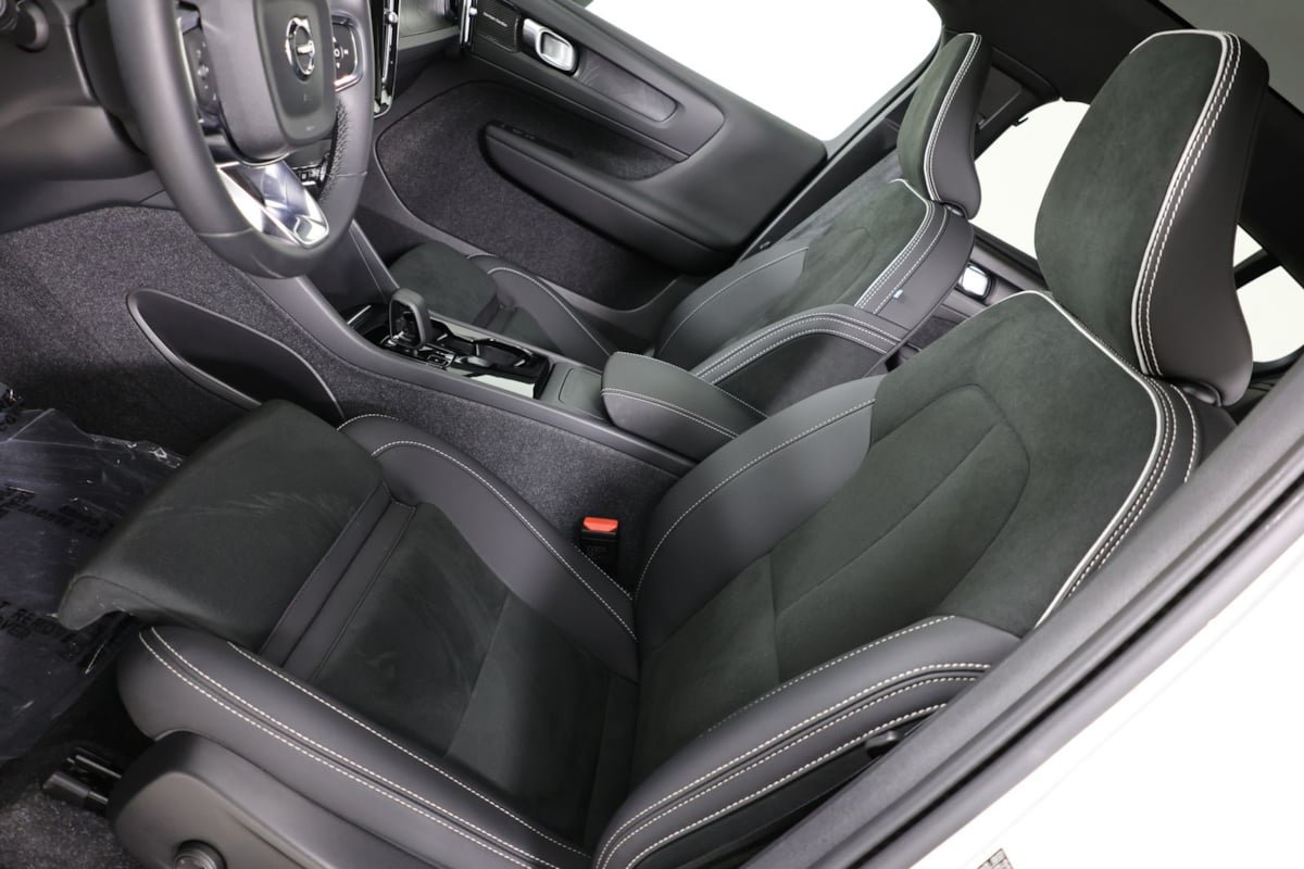Used 2023 Volvo C40 P8 Recharge Ultimate w/ Protection Package Premier AWD/4WD image 10