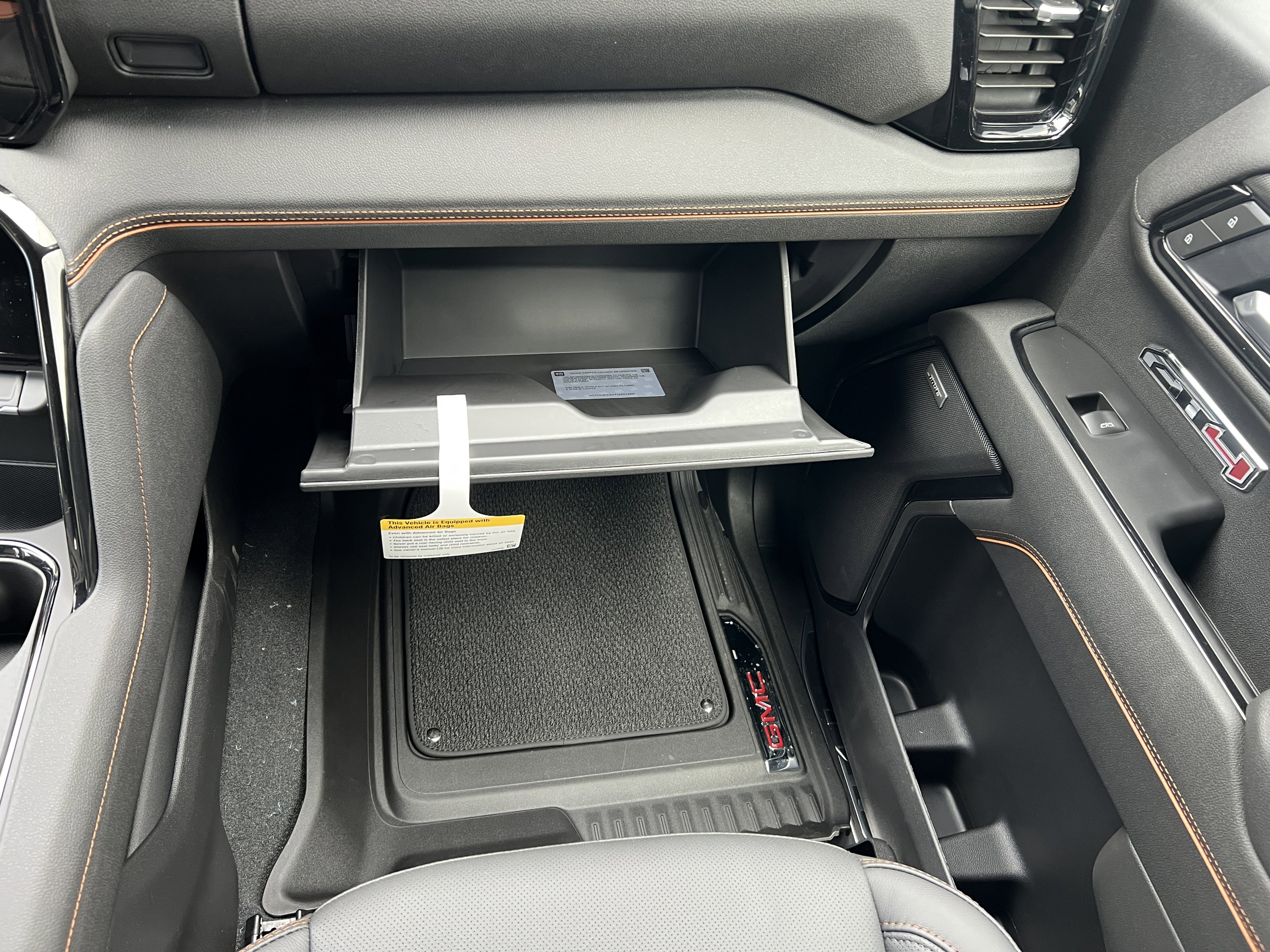 New 2026 GMC Sierra 1500 AT4 w/ Technology Package image 35