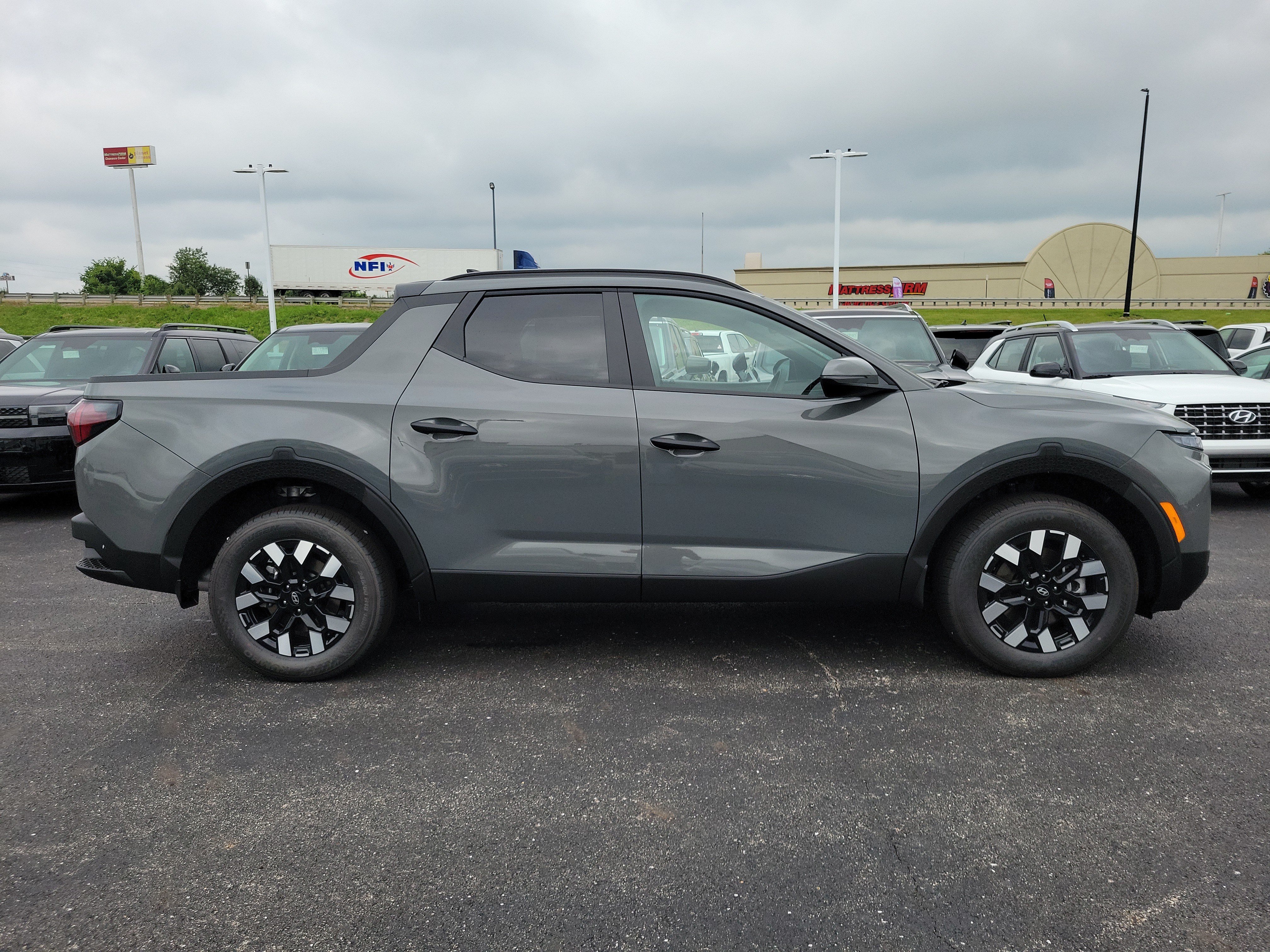 New 2026 Hyundai Santa Cruz SEL AWD/4WD image 3
