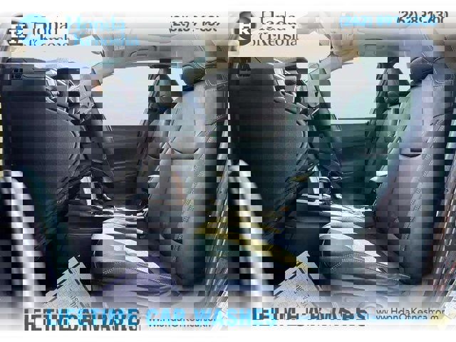 Used 2022 Toyota Corolla Cross XLE w/ Convenience Package AWD/4WD image 31