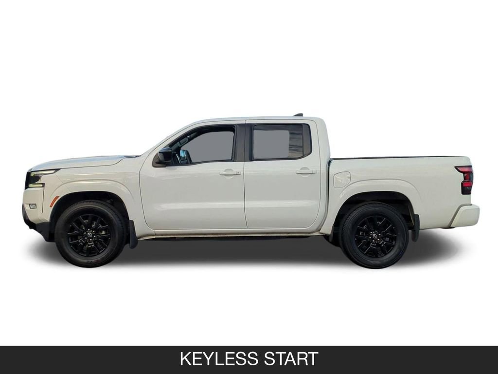 Used 2023 Nissan Frontier SV w/ Midnight Edition Package RWD image 5