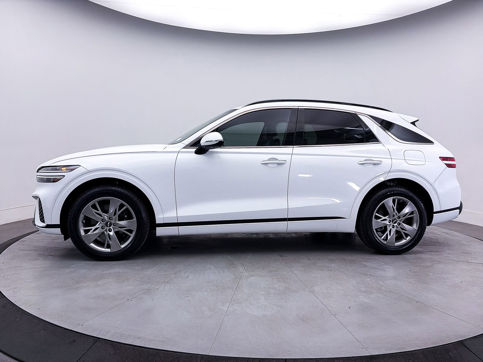 Used 2022 Genesis GV70 3.5T Sport image 41