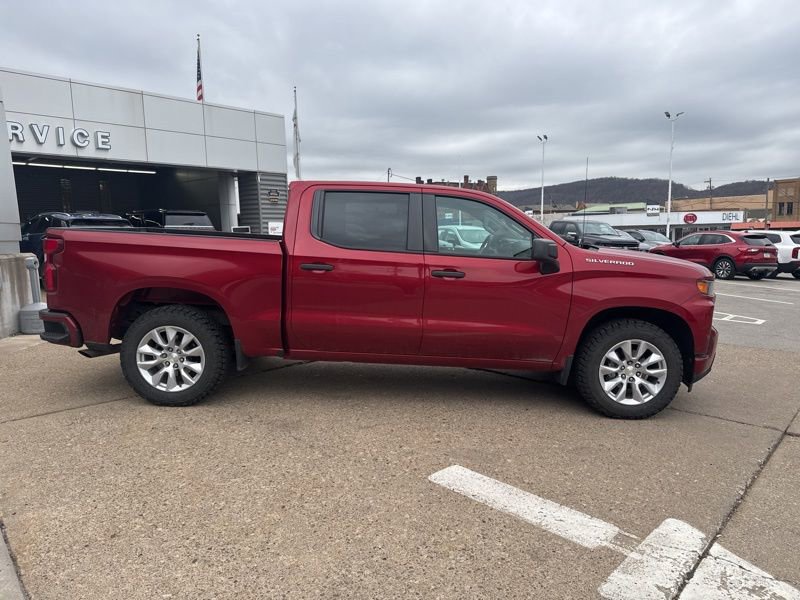Used 2022 Chevrolet Silverado 1500 Custom w/ LPO, Dark Essentials Package image 6