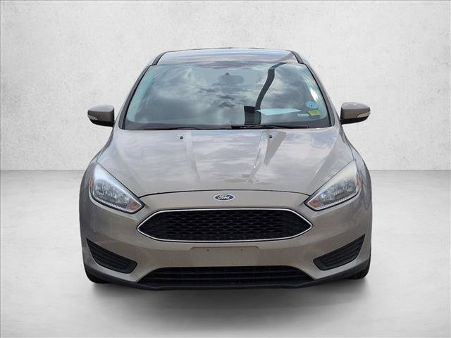 Used 2016 Ford Focus SE image 2