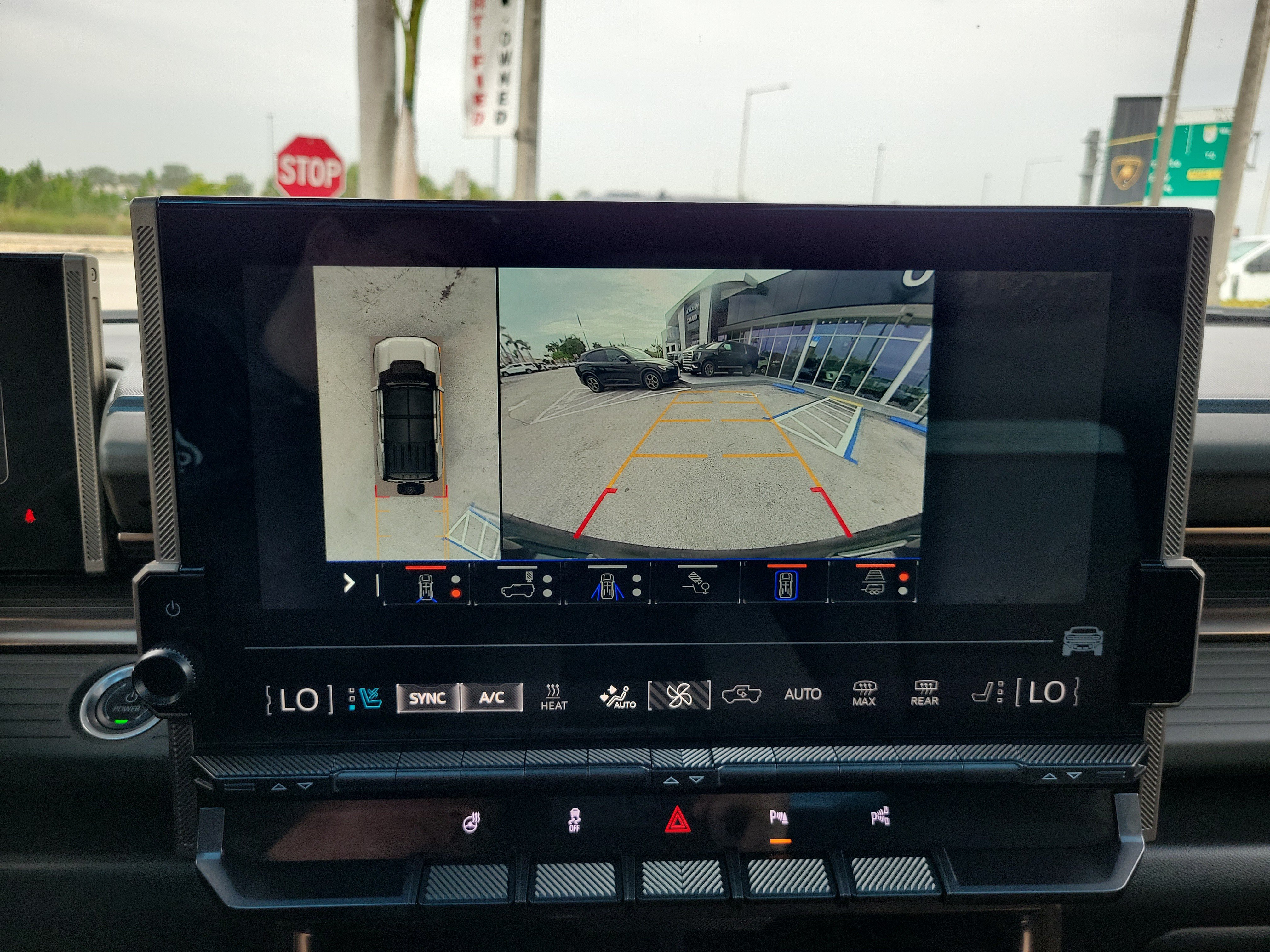 Used 2025 GMC Hummer EV 2X AWD/4WD image 10