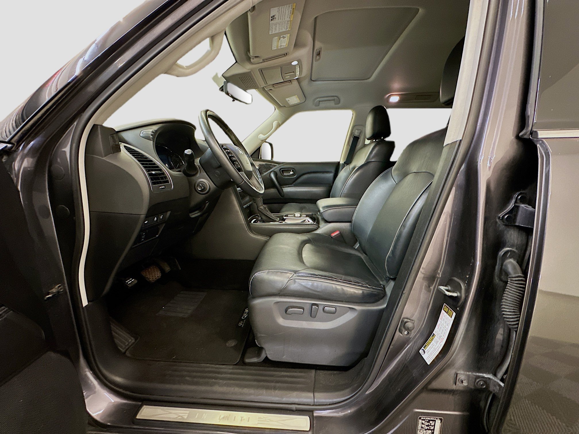 Used 2024 INFINITI QX80 Luxe image 13