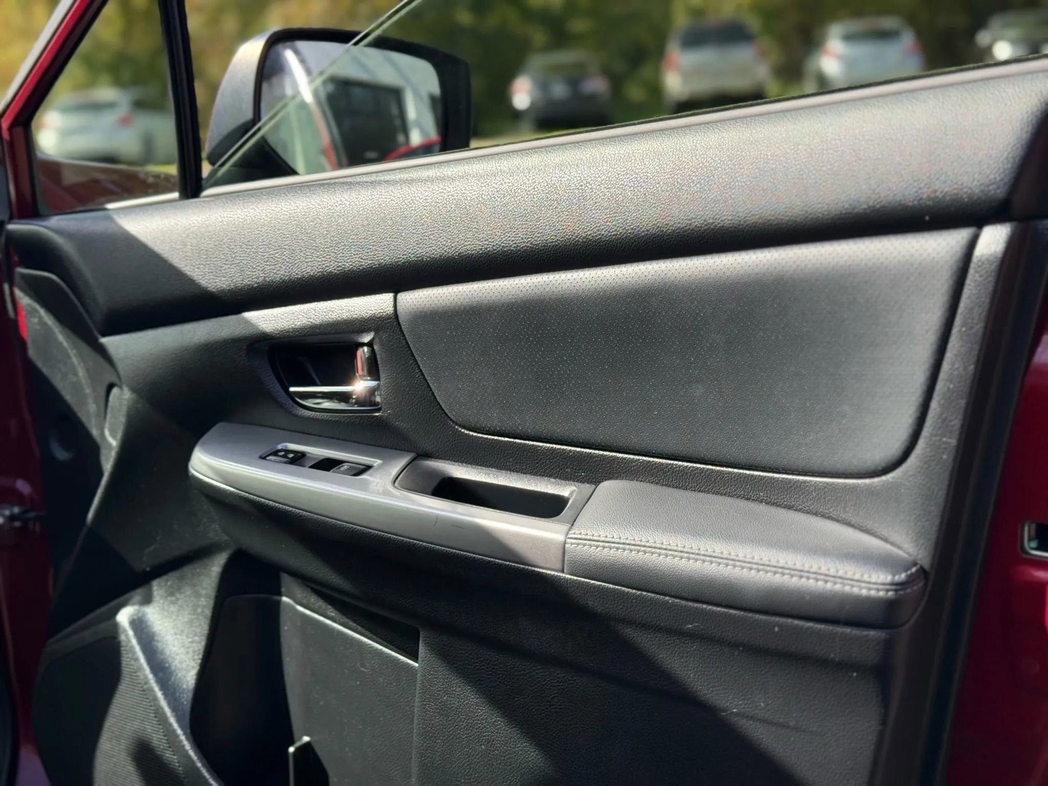 Used 2015 Subaru Impreza 2.0i Limited image 31