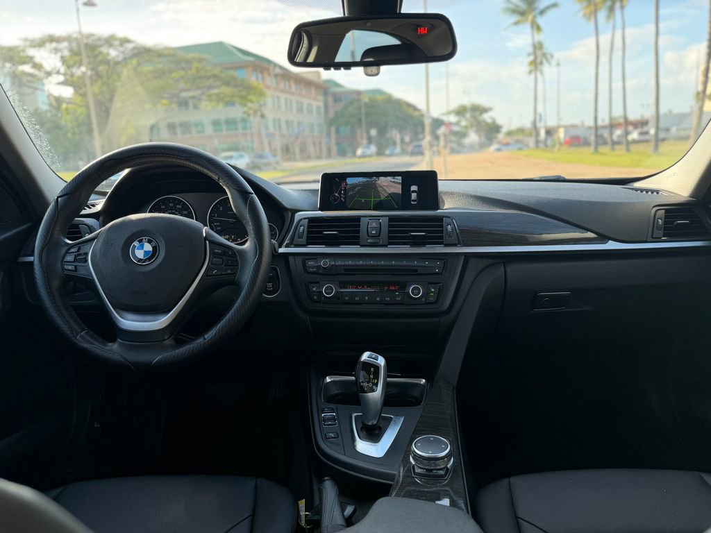 Used 2015 BMW 328i Sedan RWD image 9