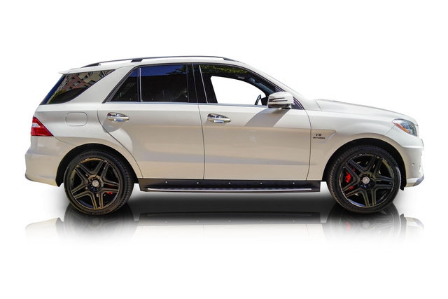 Used 2015 Mercedes-Benz ML 63 AMG 4MATIC image 2