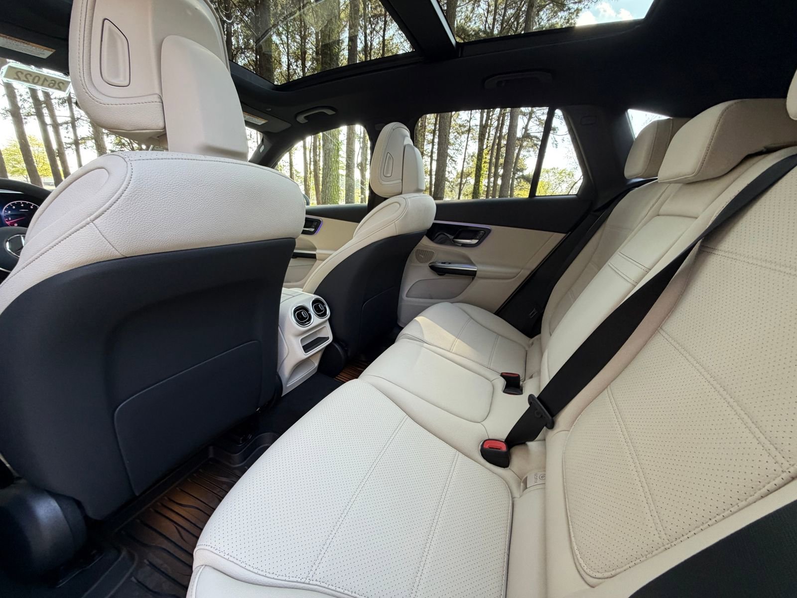 New 2026 Mercedes-Benz GLC 300 image 13