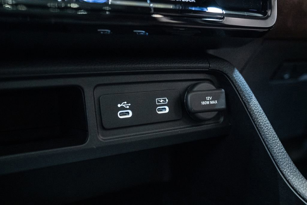 Used 2026 Honda Pilot Elite image 32