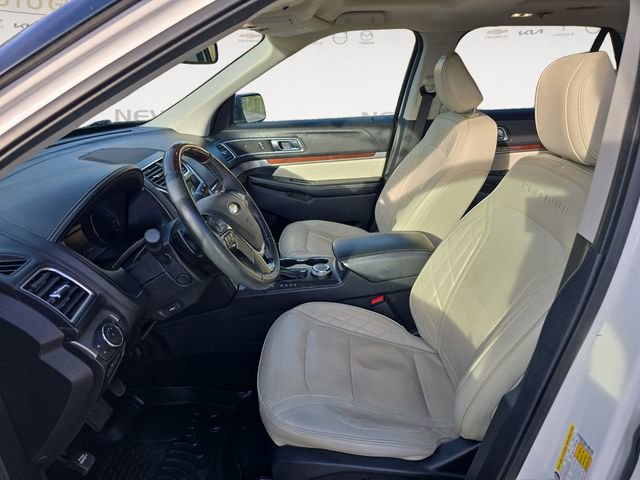 Used 2018 Ford Explorer Platinum image 9