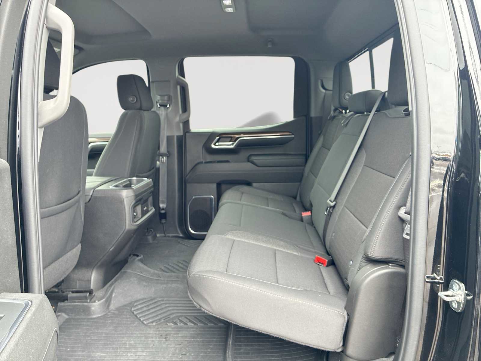 Used 2024 Chevrolet Silverado 1500 RST image 25