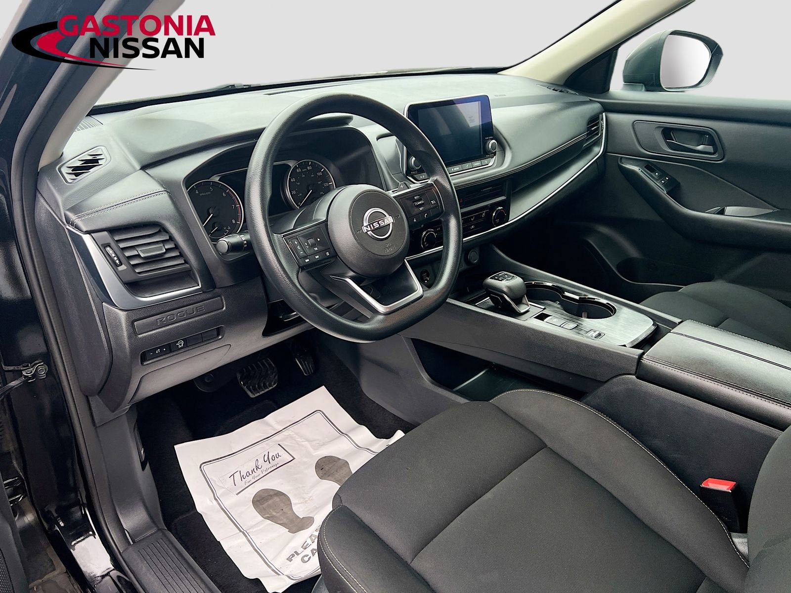 Used 2024 Nissan Rogue S image 11