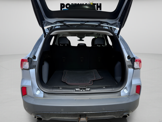 Used 2022 Ford Escape SEL w/ SEL Stealth AWD Package image 12