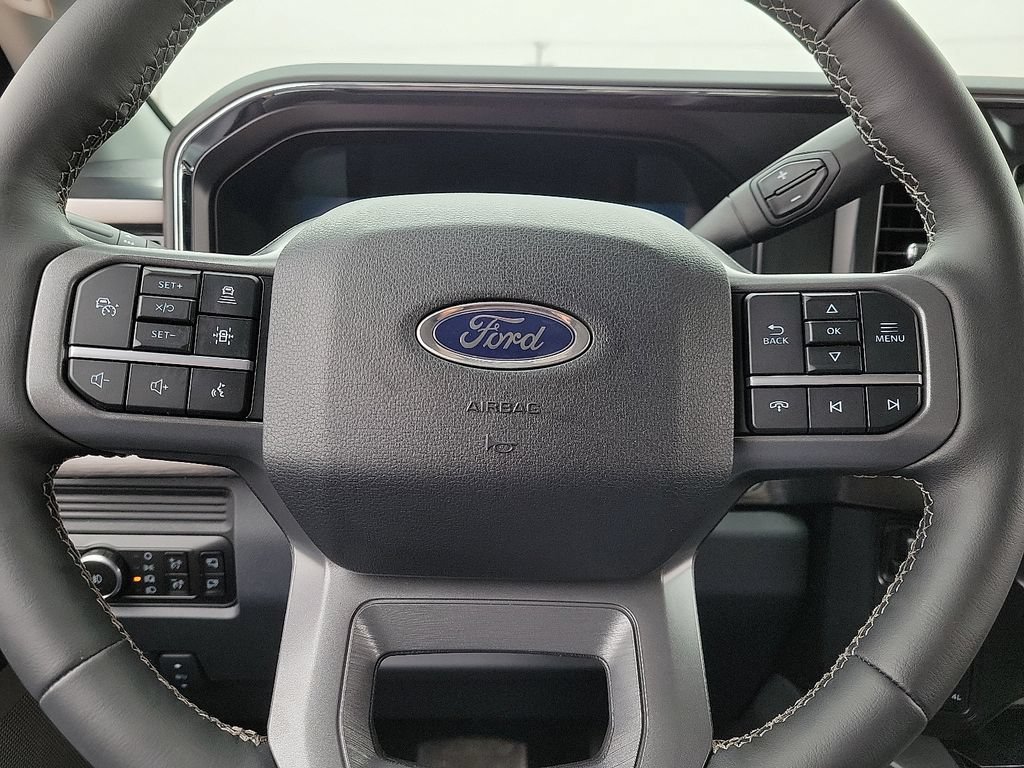 New 2026 Ford F250 Lariat w/ Lariat Premium Package AWD/4WD image 24