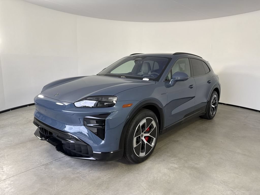 New 2026 Porsche Cayenne Turbo AWD/4WD image 1