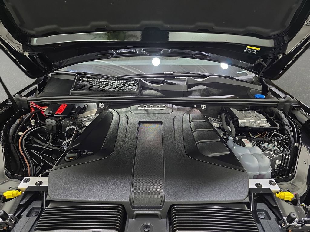 Certified 2025 Audi Q7 2.0T Premium w/ Convenience Plus Package image 31