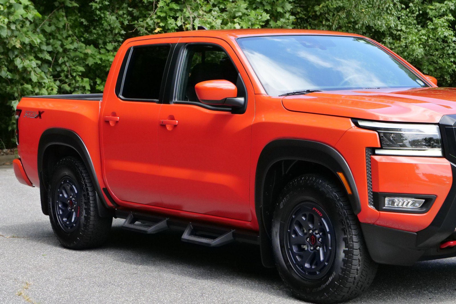 Used 2025 Nissan Frontier Pro-X RWD image 47