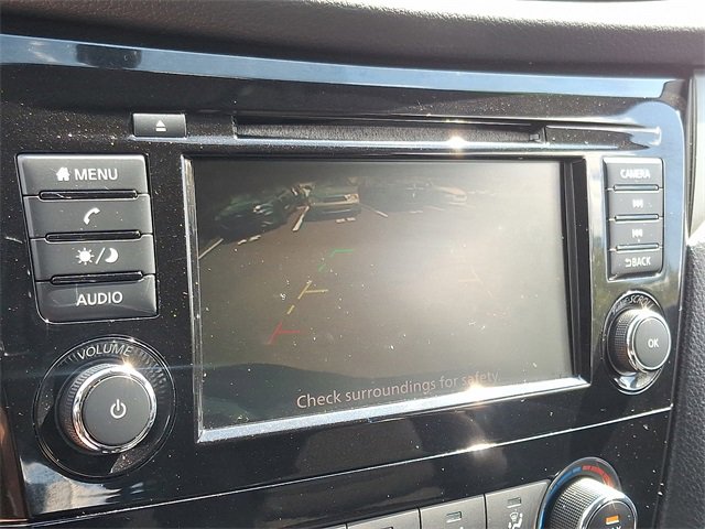 Used 2019 Nissan Rogue Sport S image 17