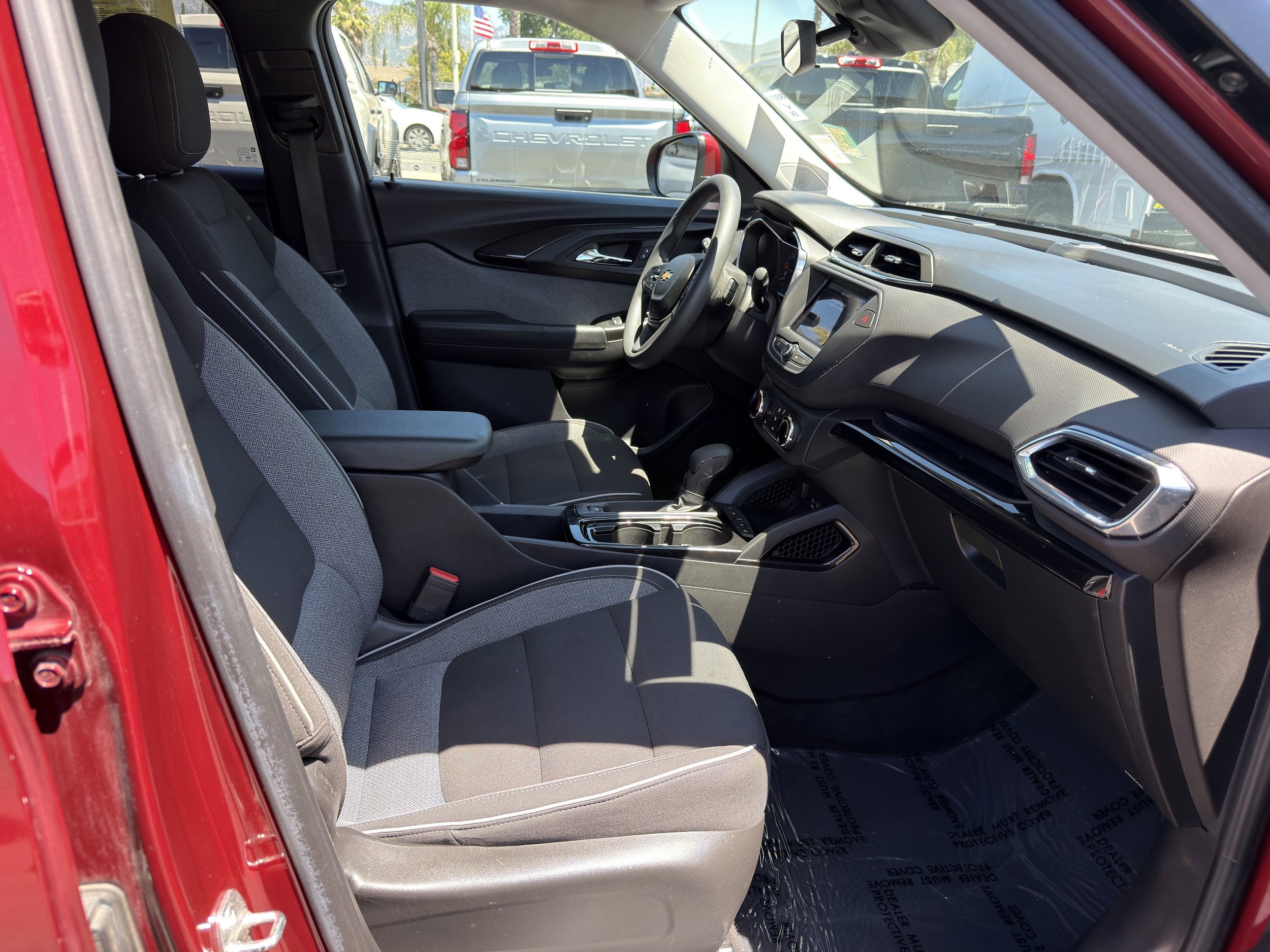 Used 2022 Chevrolet TrailBlazer LT FWD image 10