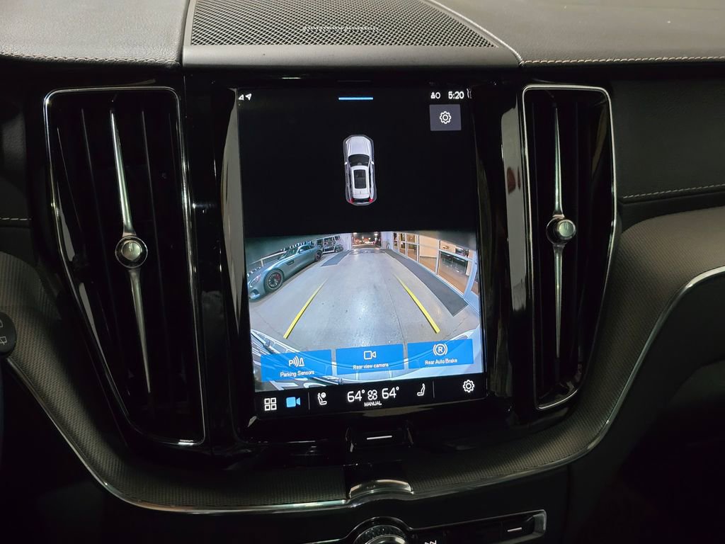 Used 2022 Volvo XC60 B5 R-Design w/ Climate Package image 12
