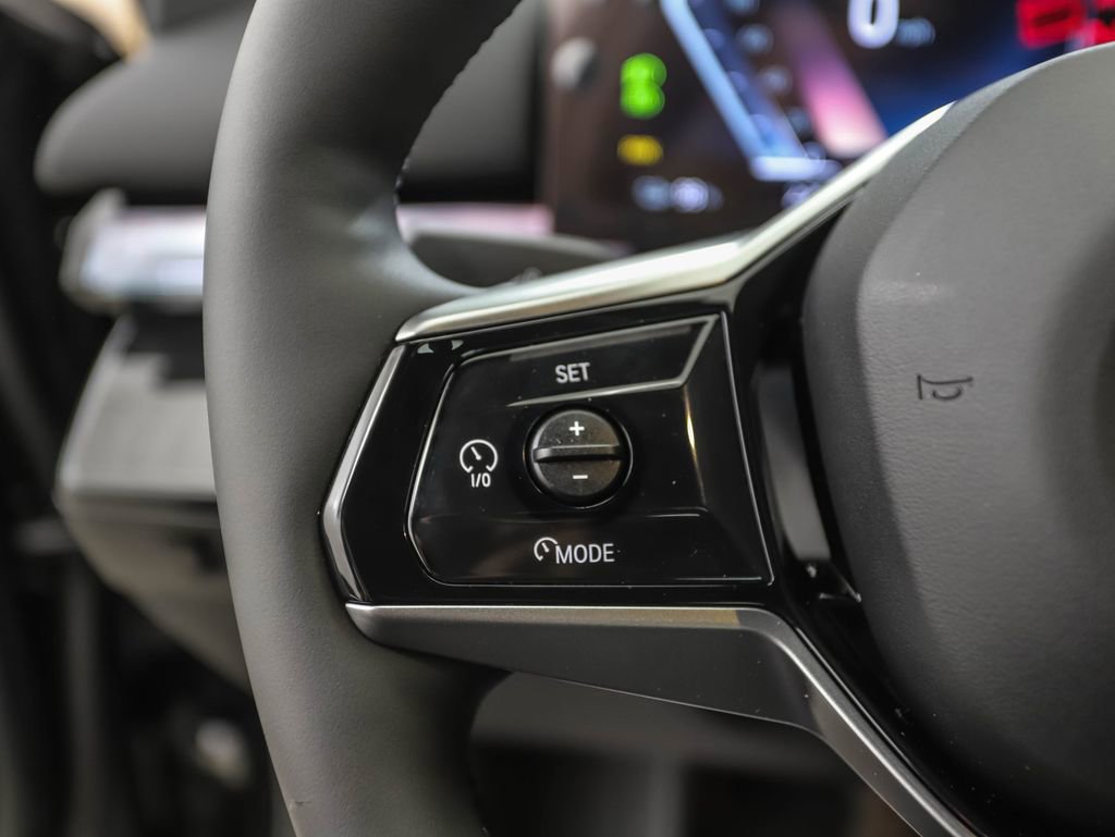 Used 2025 BMW i5 xDrive40 w/ Premium Package image 12