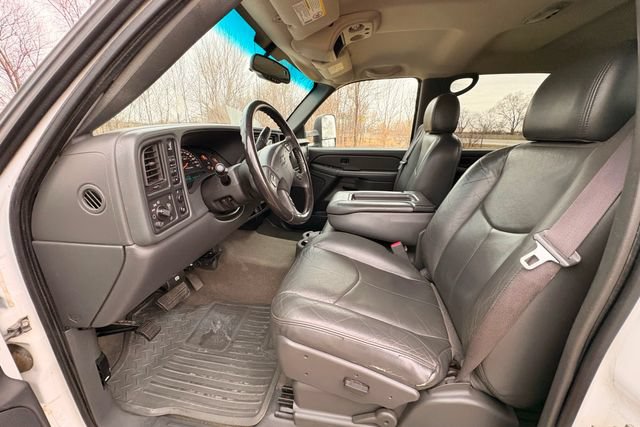 Used 2006 Chevrolet Silverado 2500 4x4 Crew Cab image 18
