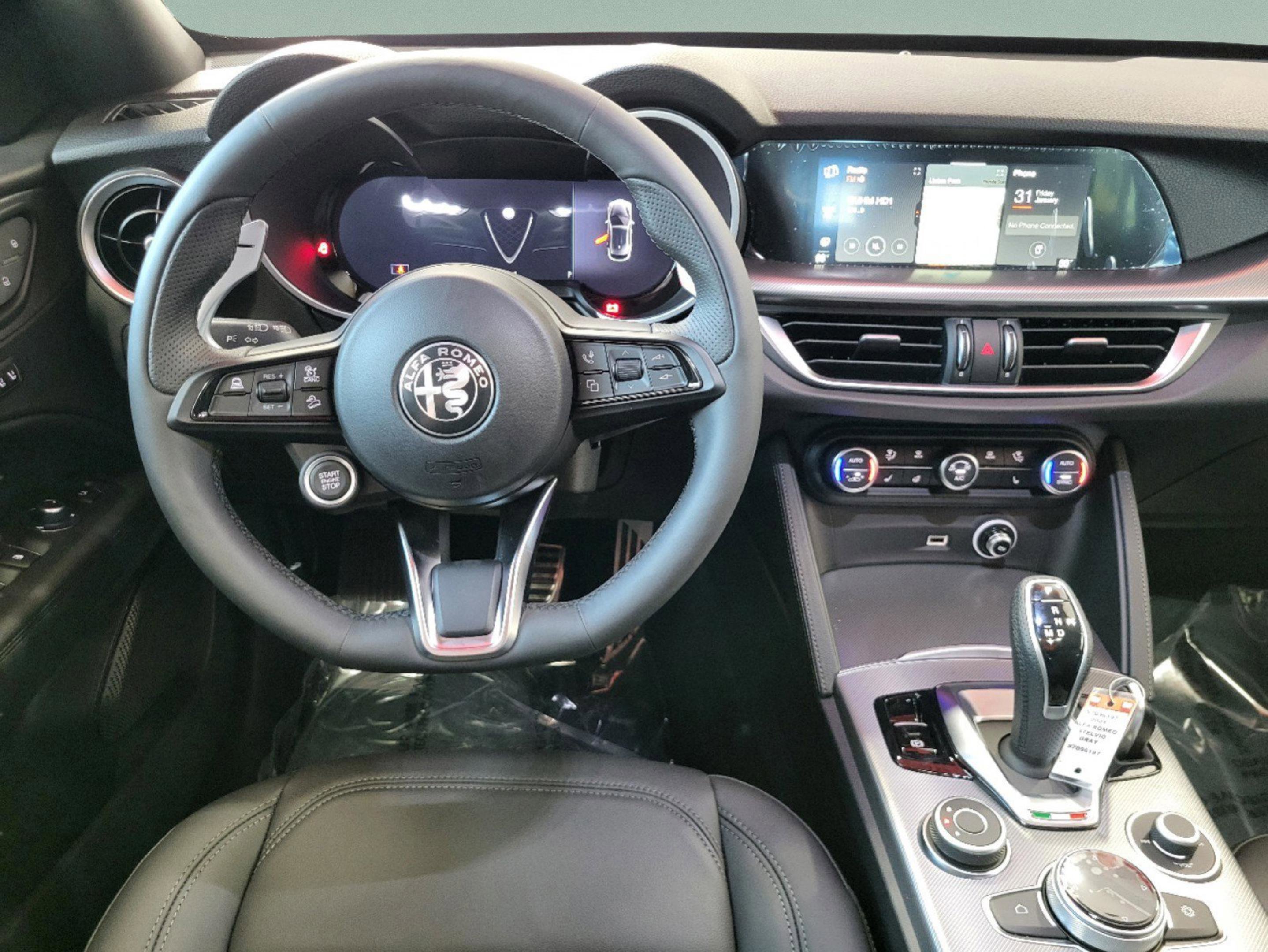 New 2025 Alfa Romeo Stelvio Sprint image 41