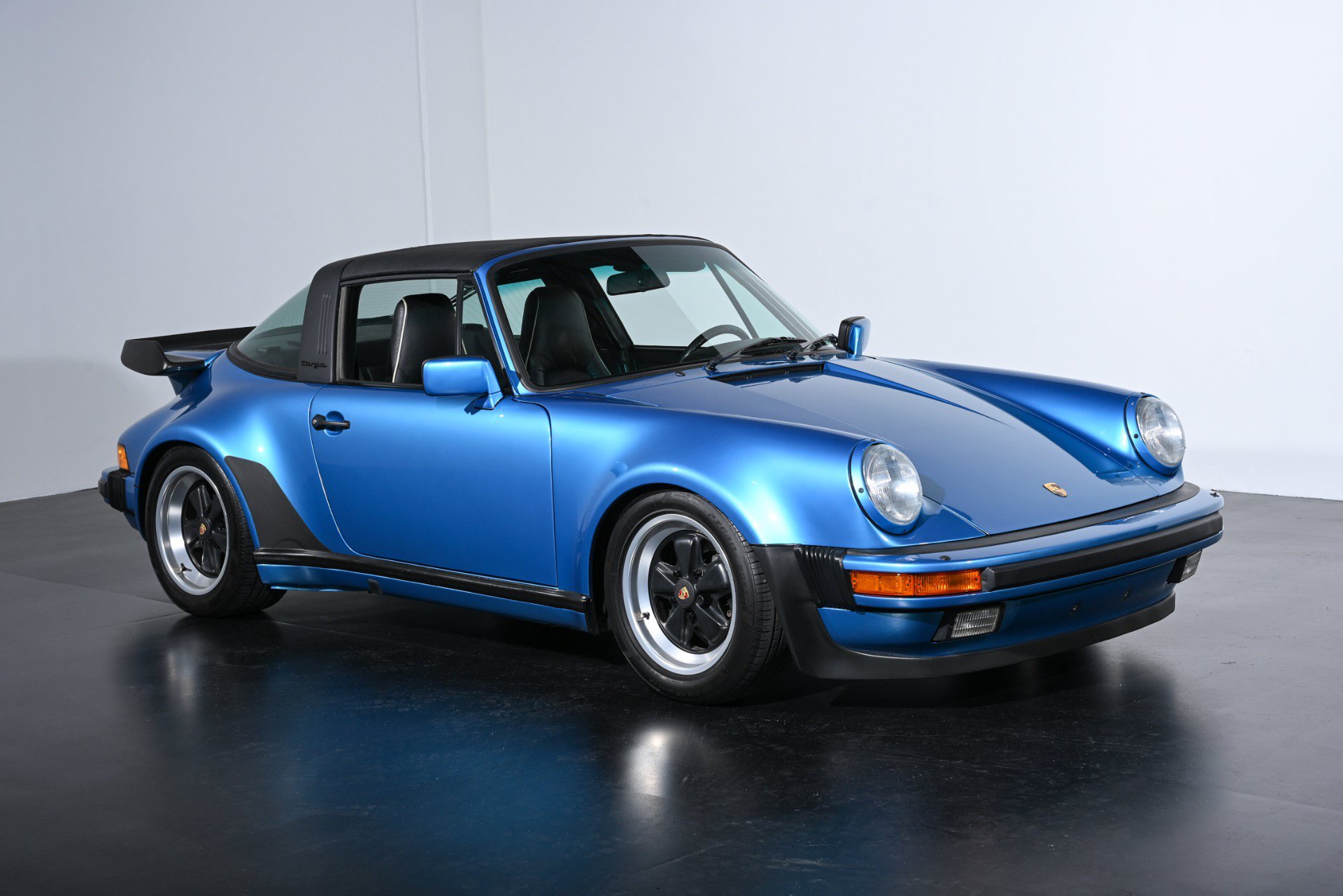 Used 1989 Porsche 911 Targa RWD image 23