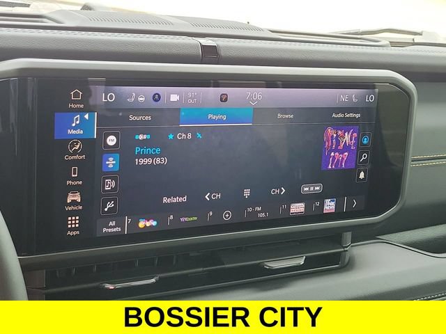 Used 2024 Jeep Wrangler Unlimited Sahara w/ Safety Group AWD/4WD image 13