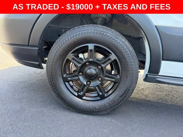 Used 2019 Ford Transit 250 130 Low Roof w/ Exterior Upgrade Package RWD image 9