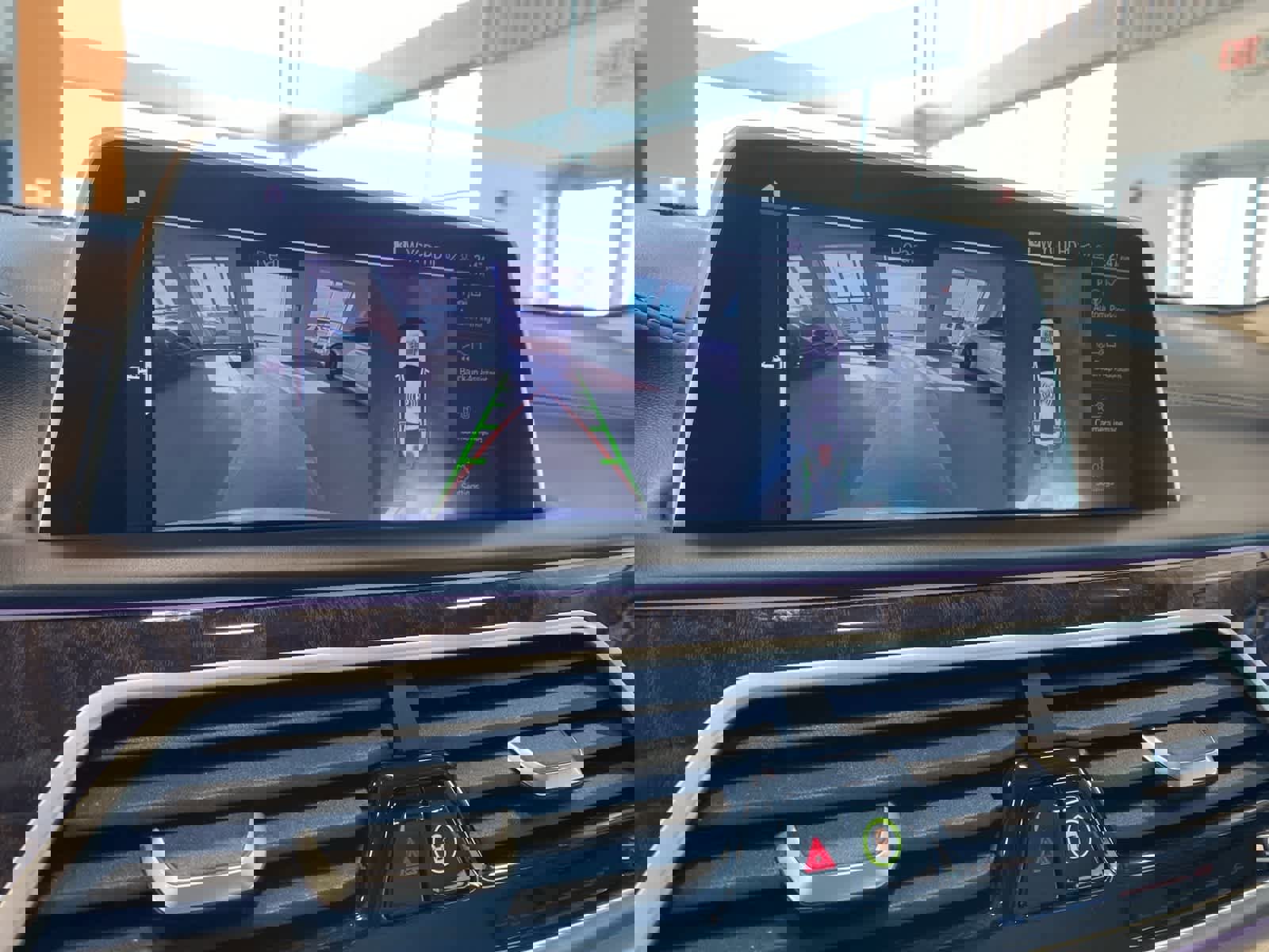 Used 2021 BMW ALPINA B7 xDrive image 22