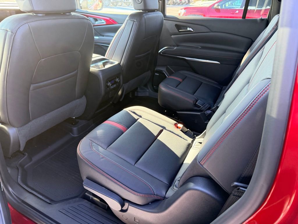 New 2026 Chevrolet Traverse RS image 30