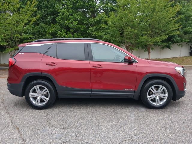 Used 2020 GMC Terrain SLE w/ Driver Convenience Package FWD image 3