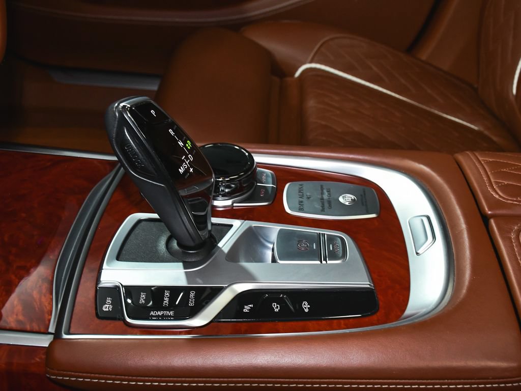 Used 2022 BMW ALPINA B7 xDrive w/ Luxury Rear Seating Package AWD/4WD image 62