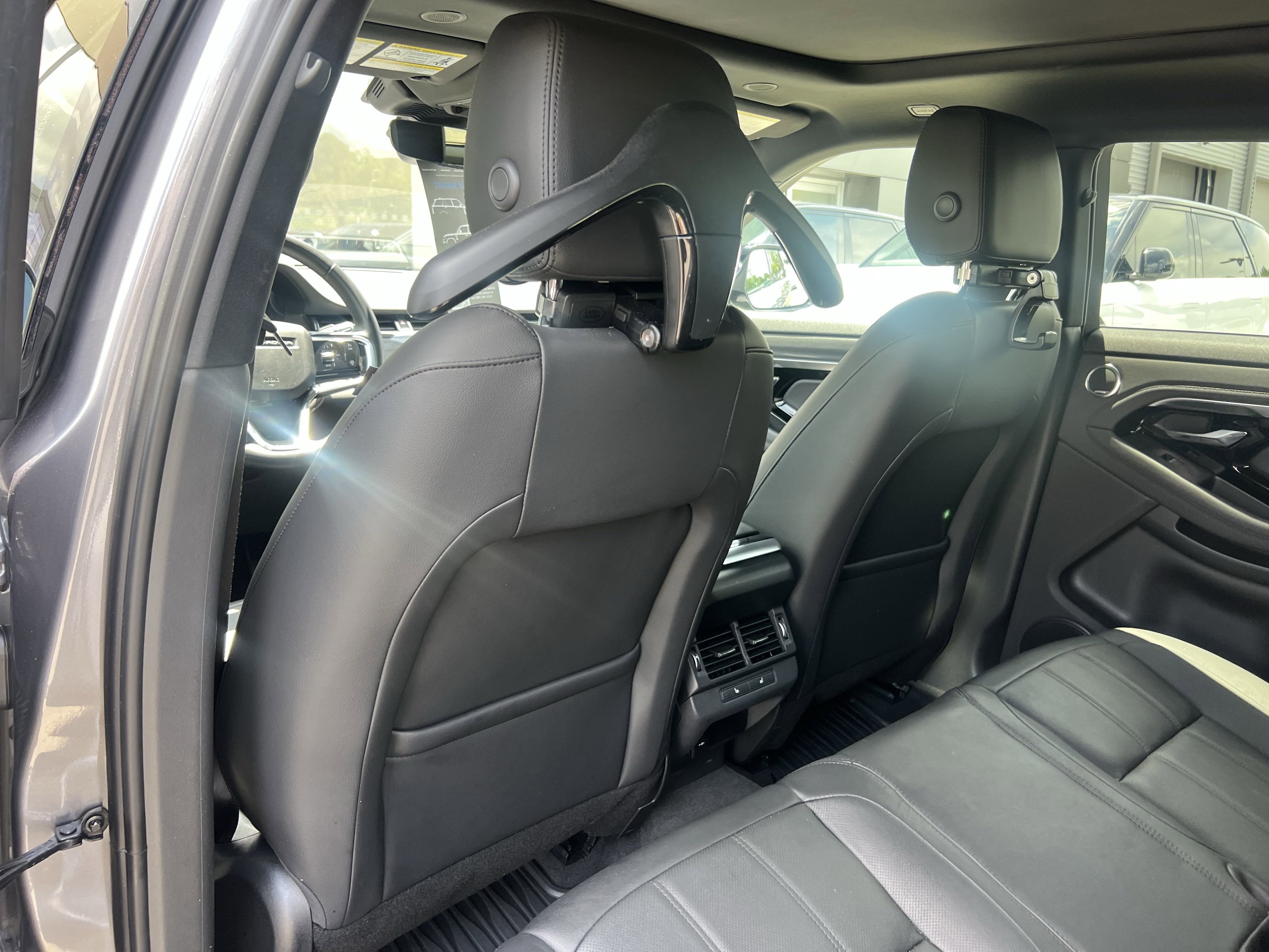 Certified 2022 Land Rover Range Rover Evoque SE image 33