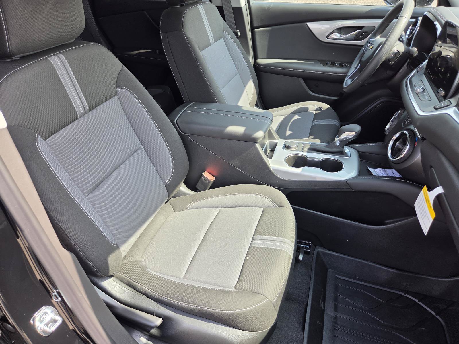 New 2026 Chevrolet Blazer LT w/ LPO, Floor Liner Package FWD image 10
